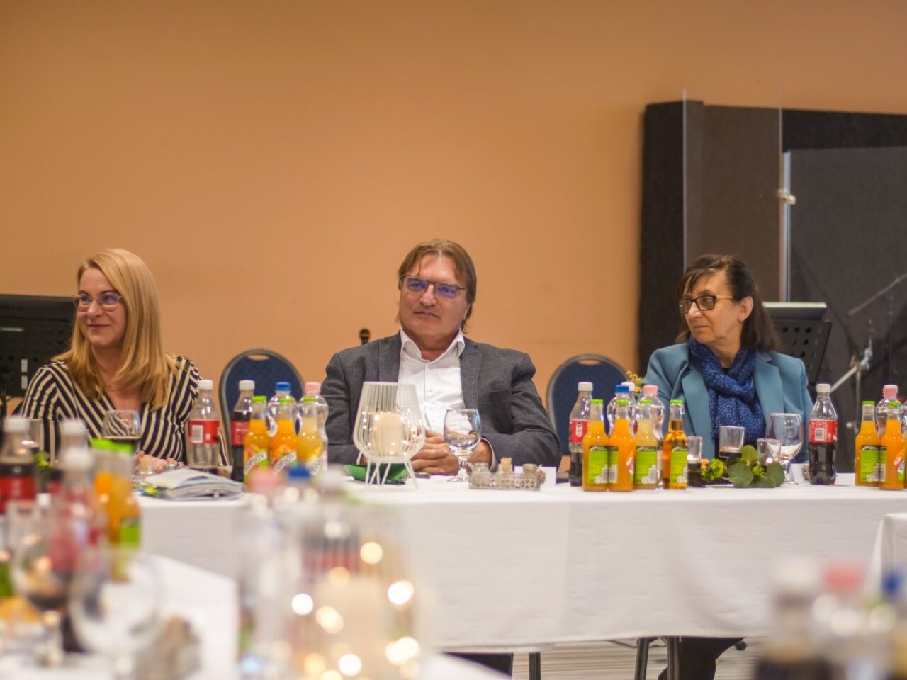 Növekedés és elhivatottság: évértékelő a REGOSZ-nál 2 Növekedés és elhivatottság: évértékelő a REGOSZ-nál 2