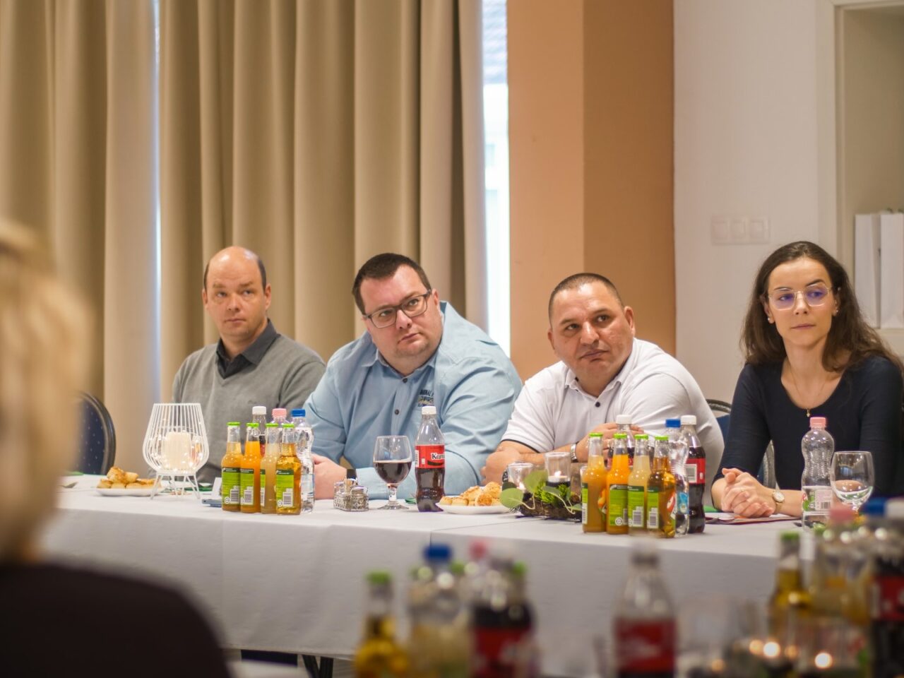 Növekedés és elhivatottság: évértékelő a REGOSZ-nál 4 Növekedés és elhivatottság: évértékelő a REGOSZ-nál 4