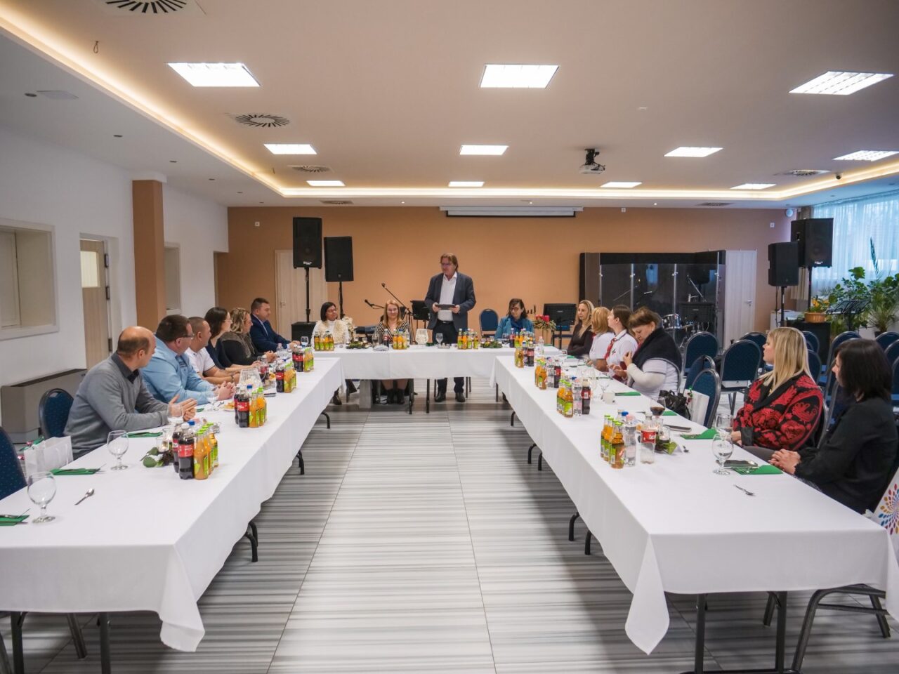 Növekedés és elhivatottság: évértékelő a REGOSZ-nál 1 Növekedés és elhivatottság: évértékelő a REGOSZ-nál 1