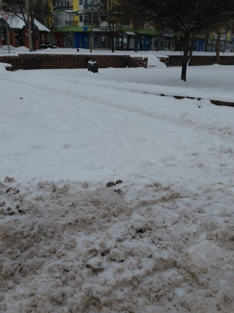 Időjárási nehézségek ellenére is folyamatos a segítség 6 Időjárási nehézségek ellenére is folyamatos a segítség 6