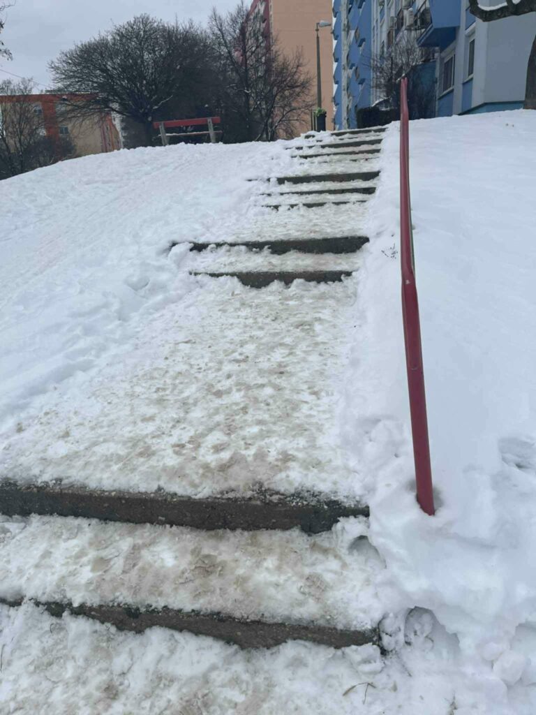 Időjárási nehézségek ellenére is folyamatos a segítség 2 Időjárási nehézségek ellenére is folyamatos a segítség 2