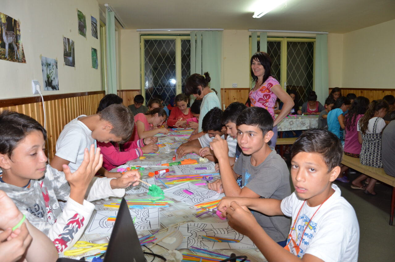 Új távlatok nyíltak előttünk a Pünkösdi Cigánymisszió segítségével - Hanielim Keresztény Alapítvány története 26