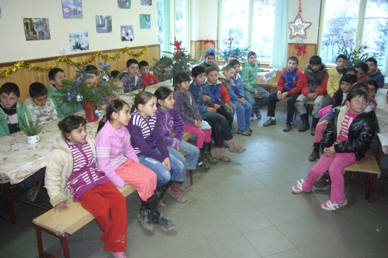 Új távlatok nyíltak előttünk a Pünkösdi Cigánymisszió segítségével - Hanielim Keresztény Alapítvány története 101