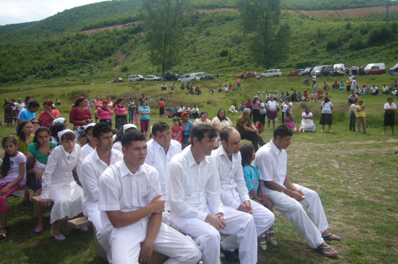 Új távlatok nyíltak előttünk a Pünkösdi Cigánymisszió segítségével - Hanielim Keresztény Alapítvány története 105