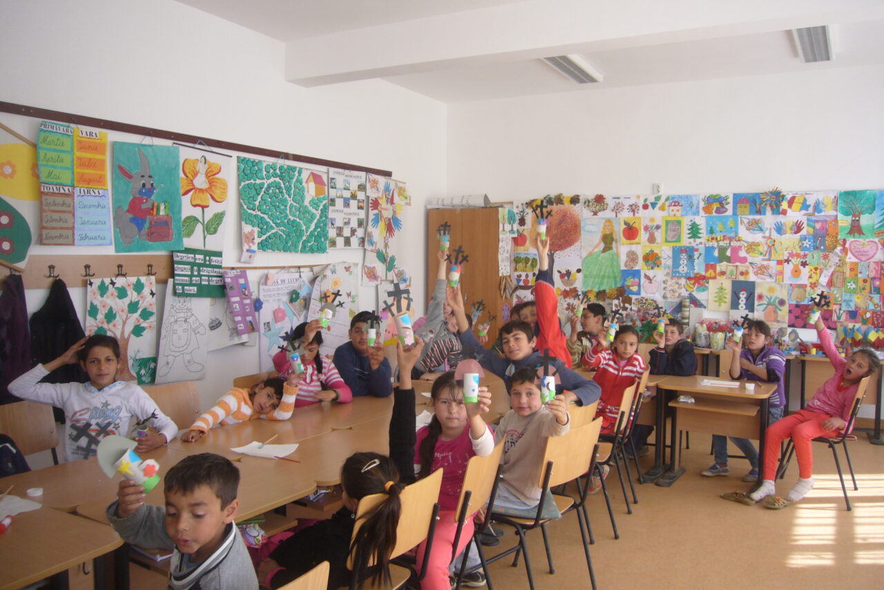 Új távlatok nyíltak előttünk a Pünkösdi Cigánymisszió segítségével - Hanielim Keresztény Alapítvány története 114