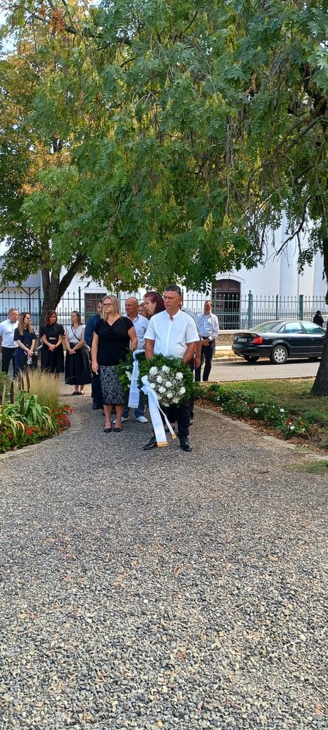 Megemlékezés a roma holokauszt áldozataira 13